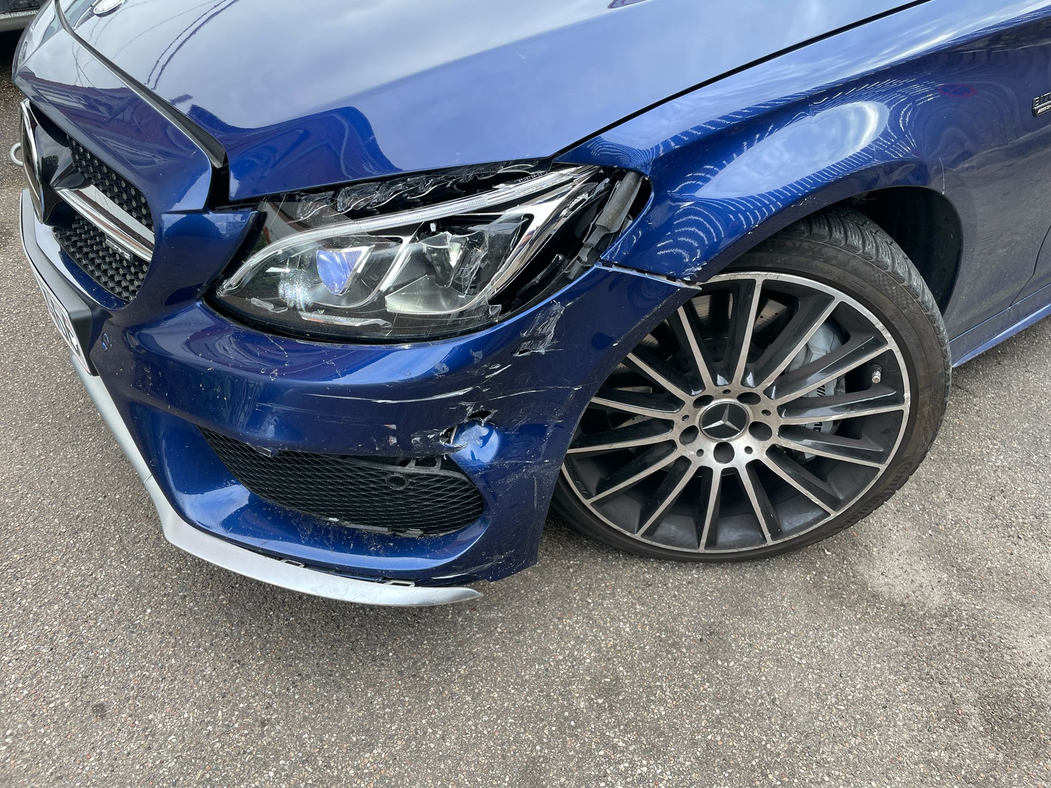 Mercedes C43 AMG reparationsmappe
